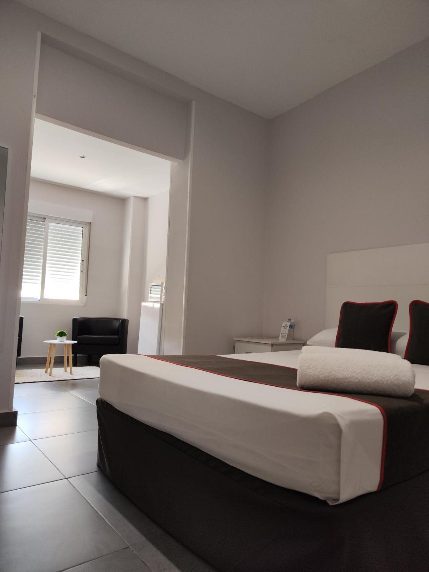 Hostal Jireh Alicante Exterior foto